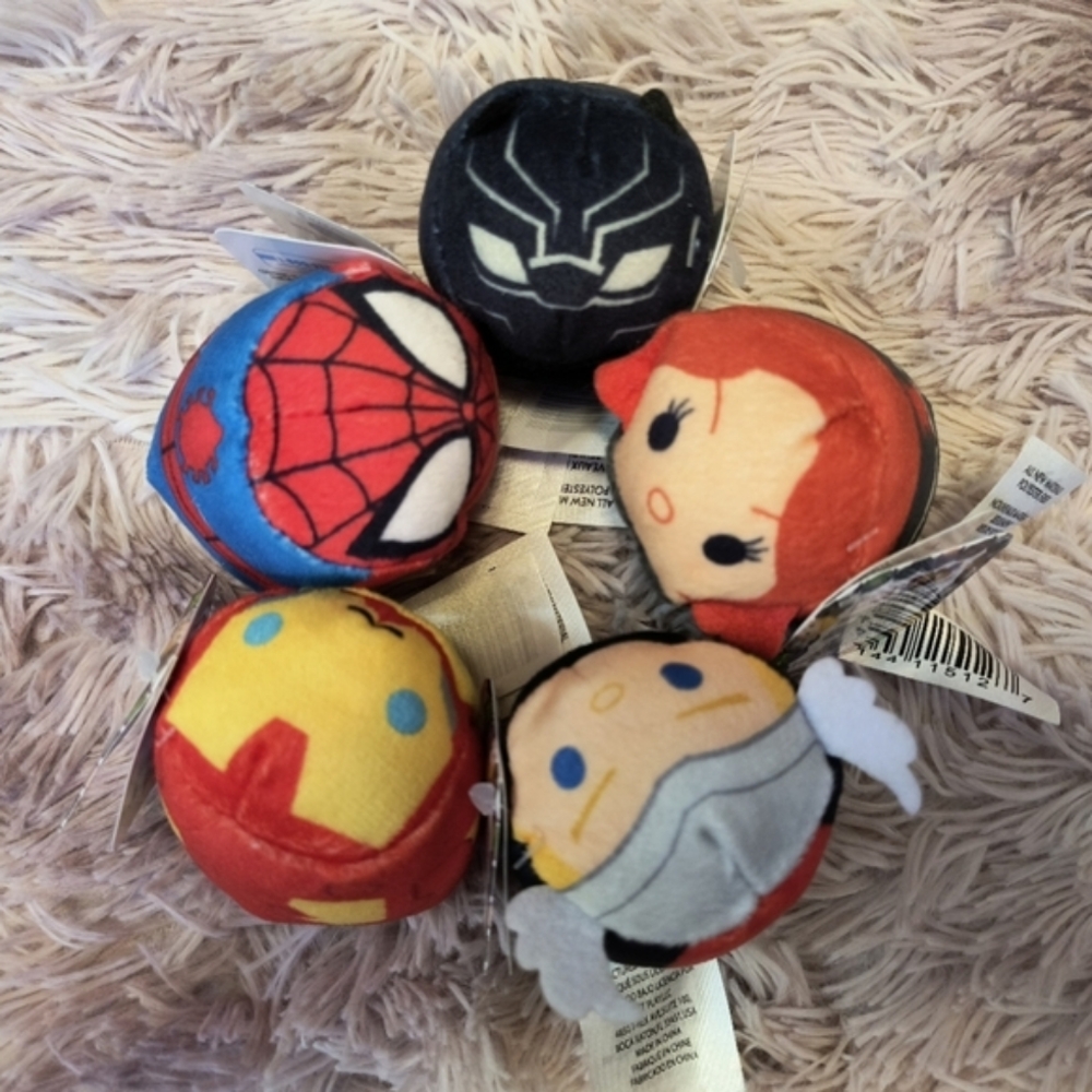 Marvel Tsum Tsum Plush Set